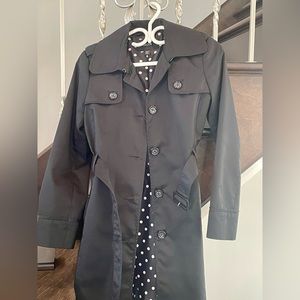 Trench coat - raincoat/spring/fall - XS Excellent condition - offers welcome